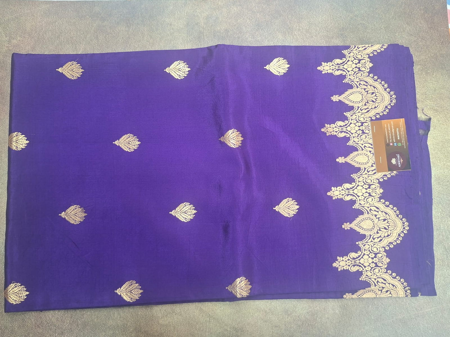 blue raw-mango kadhwa  weaving saree with gometric pattern