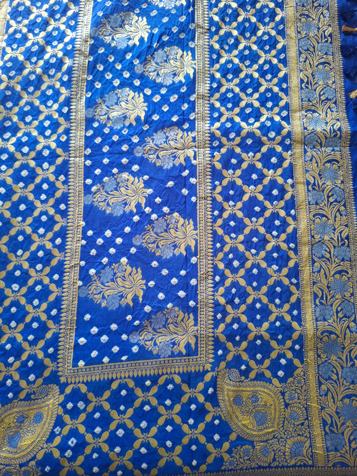 blue banarasi georgette bandhani saree