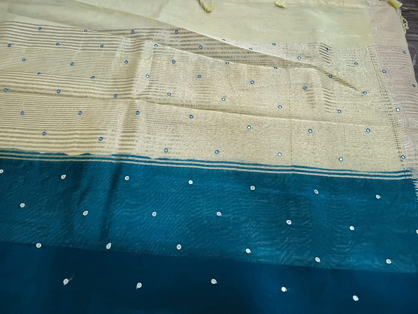 green  semi raw silk saree