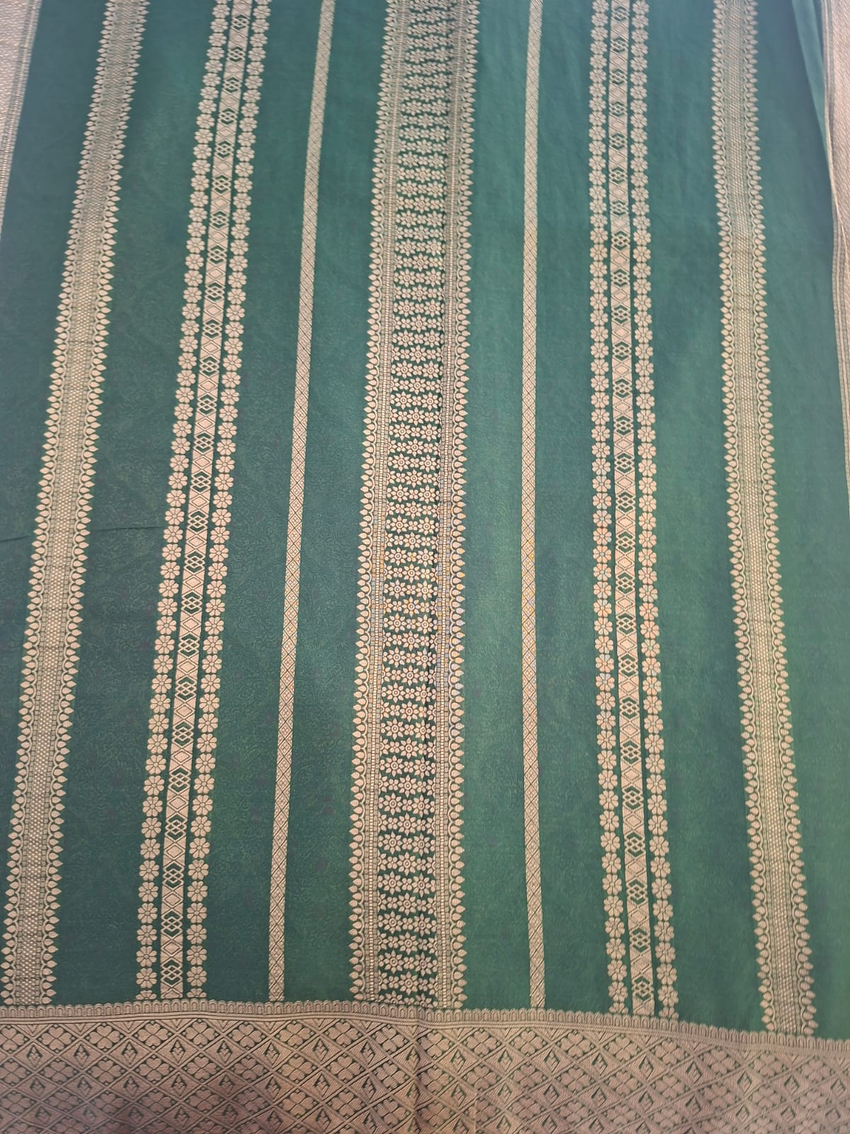 green banaras georgette crepe brocade sraee