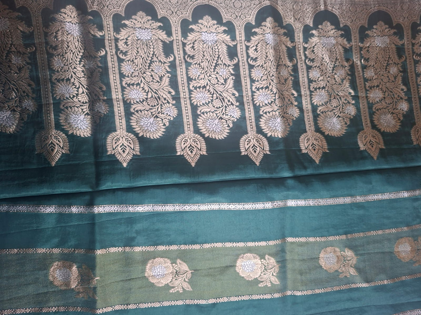 Green meena soft tissue stripes saree