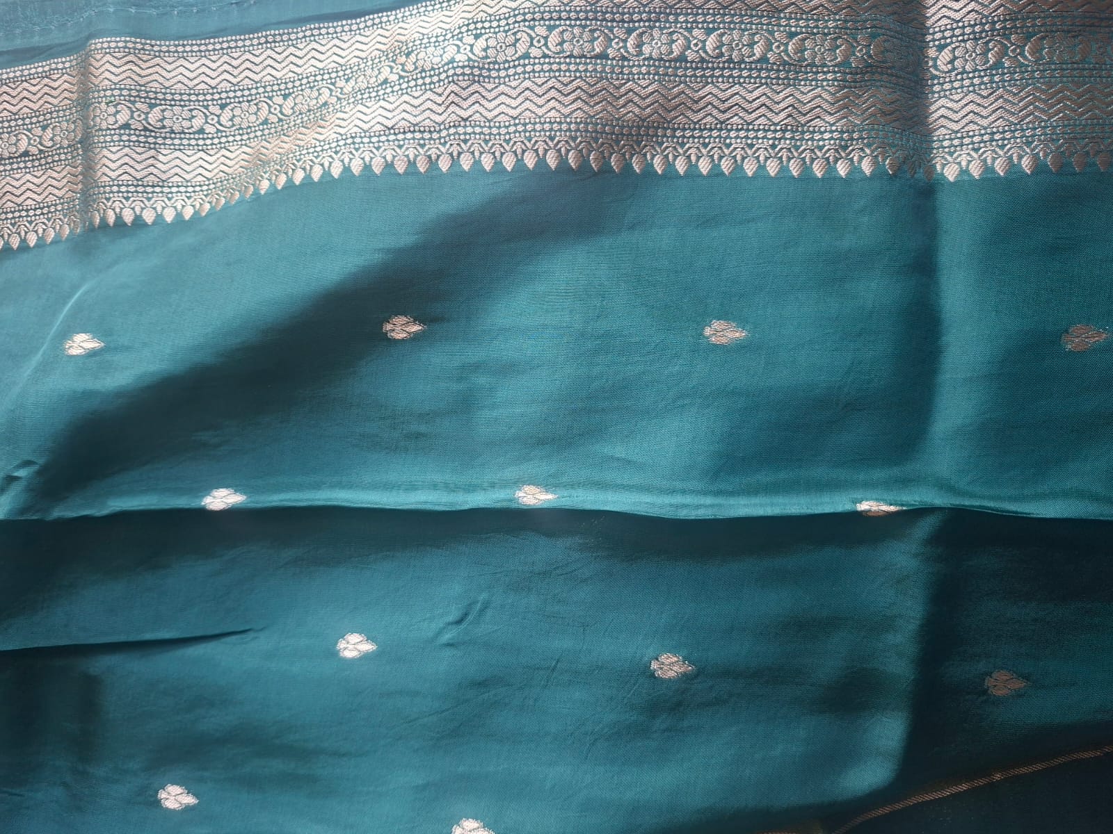 Green meena soft tissue stripes saree