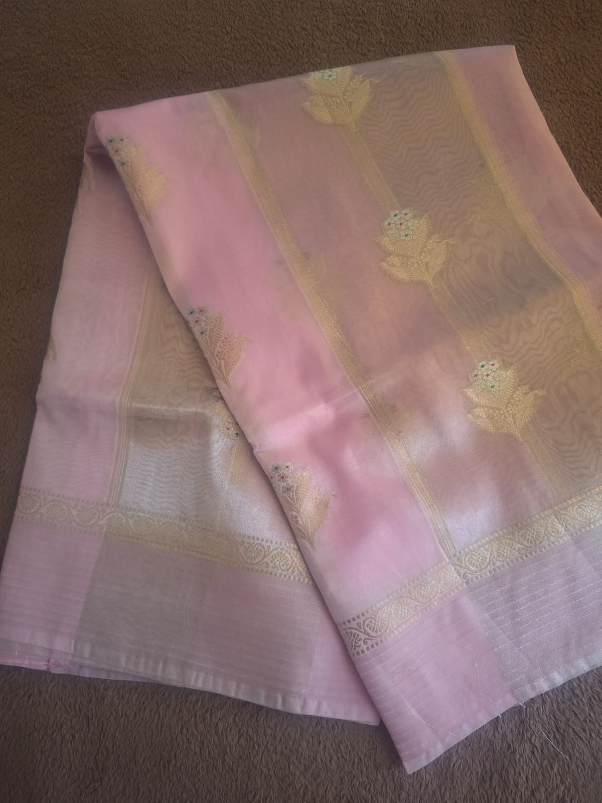 pink row mango tissue with stripes