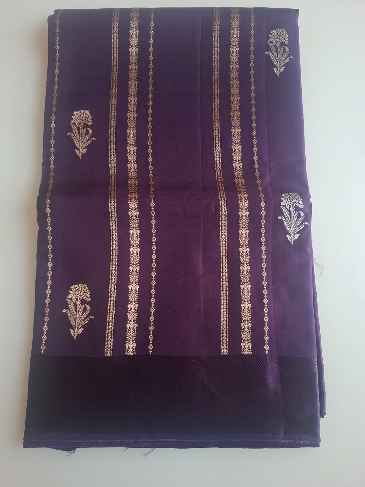 purple banarasi raw mango with satin border saree