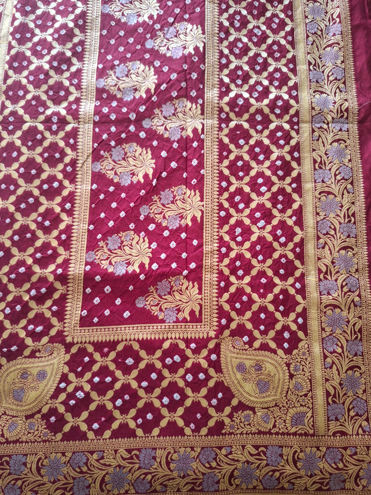 red banarasi georgette bandhani saree