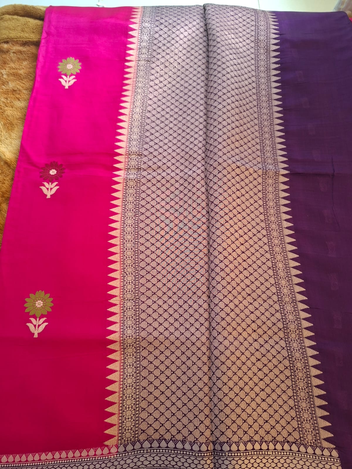 rani pink katan raw mango silk kadwa saree