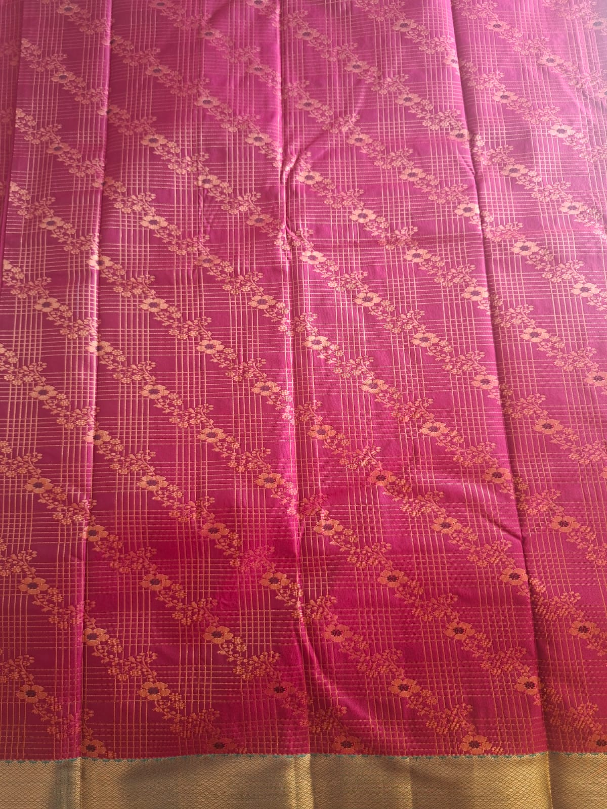red semi silk saree with kanchi border